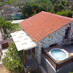 Casa Petra - Stone Casa rural *