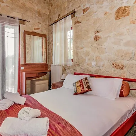 Casa Petra - Stone Country house
