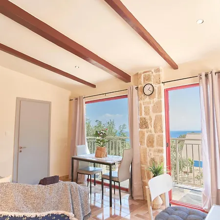 Casa Petra - Stone